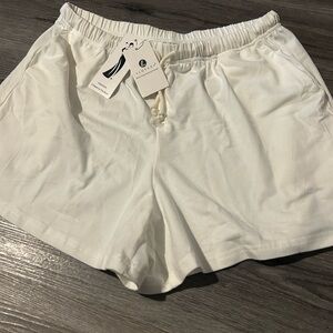 Luyaa Women's Cream Shorts